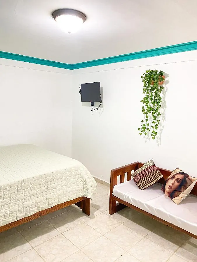 Lutix Hotels El Limon