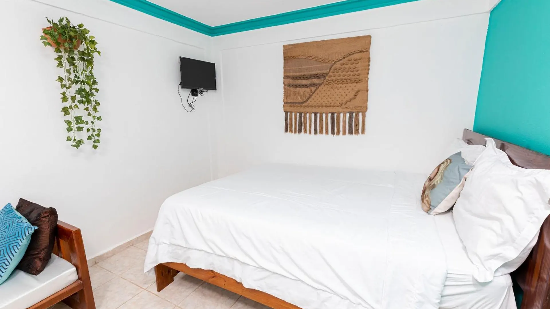 Lutix Hotels El Limon 4*,