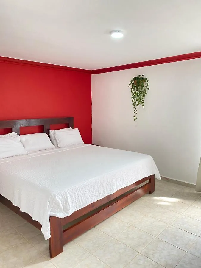 Lutix Hotels El Limon