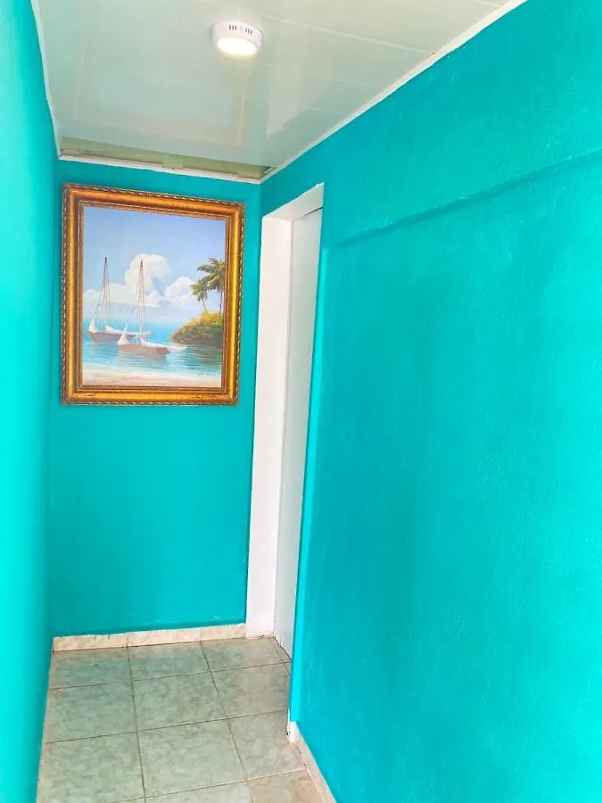 Lutix Hotels El Limon