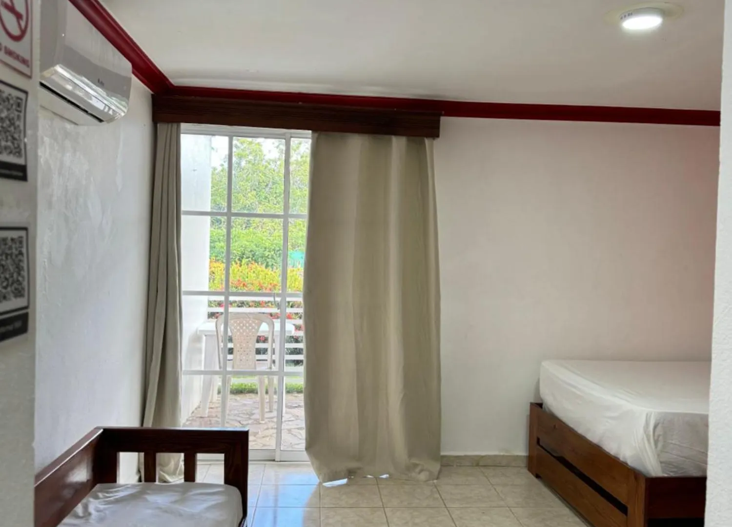 Lutix Hotels El Limon