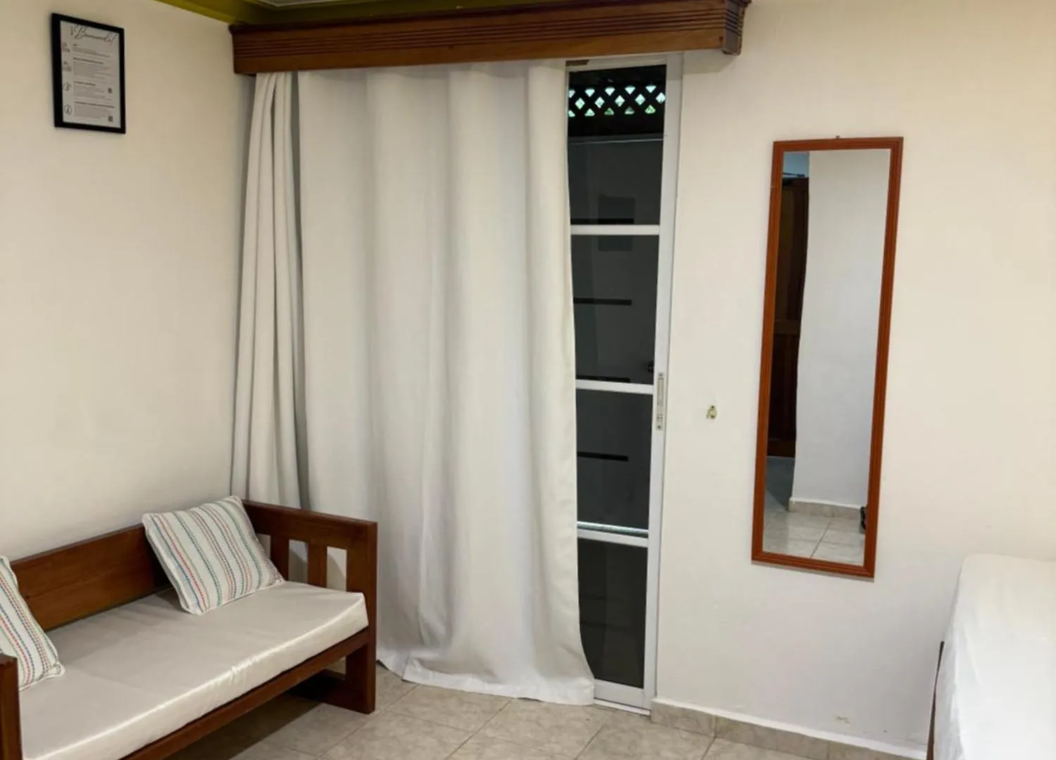 Lutix Hotels El Limon